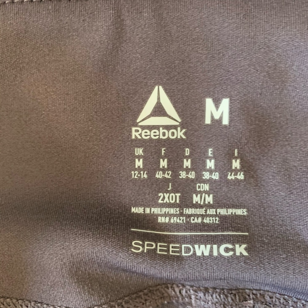 Capris from Reebok - Picture 3 of 3